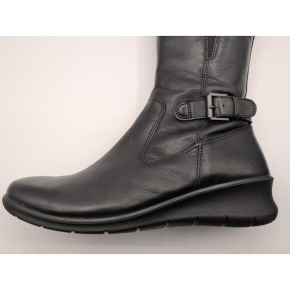 ECCO | Black Wedge GTX Tall Boots |  Size 39 - Picture 5 of 8